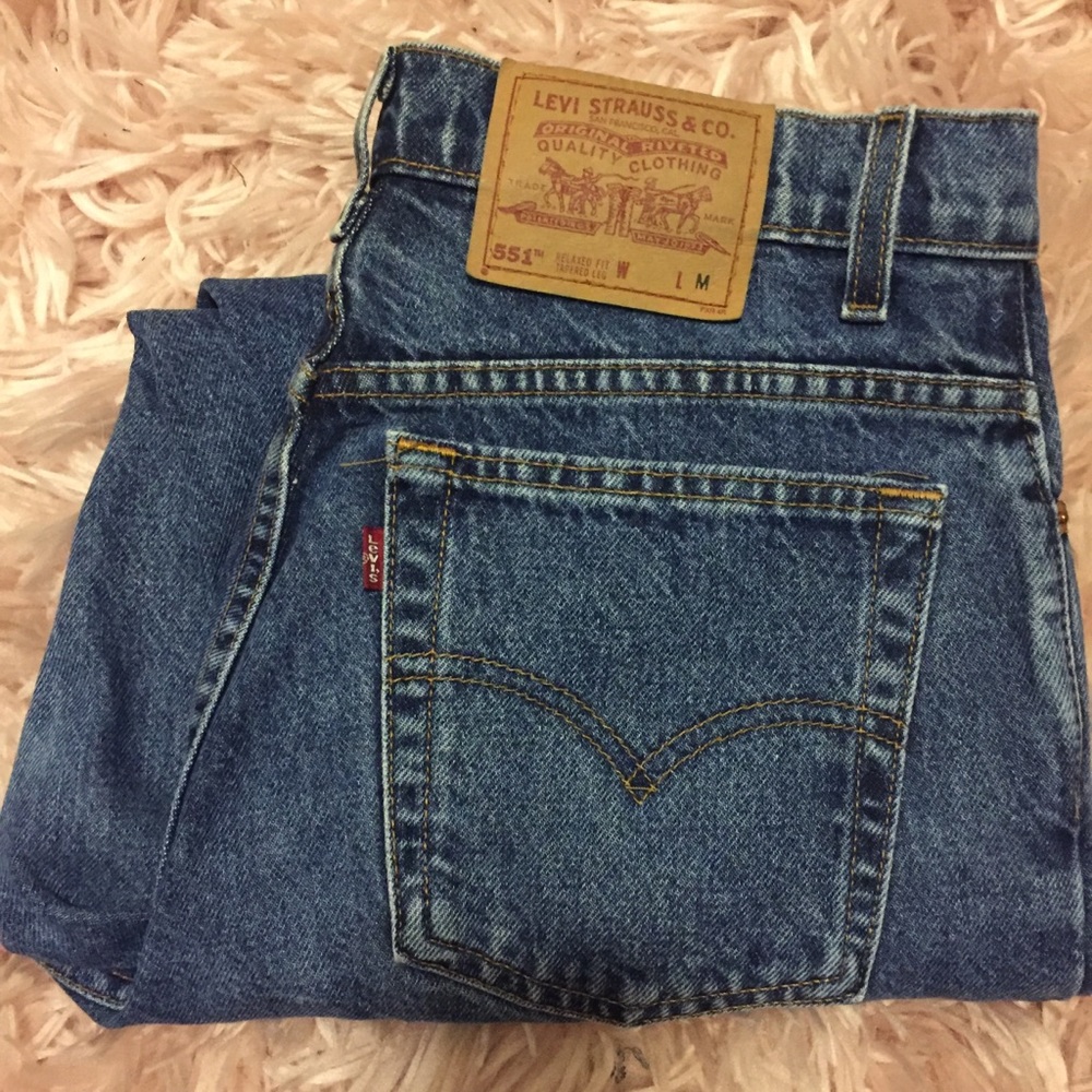 Vintage Levi High Waisted 551's Mom Jeans